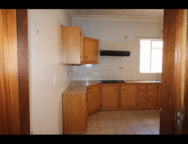 3 BEDROOM HOUSE TO LET IN KENSINGTON